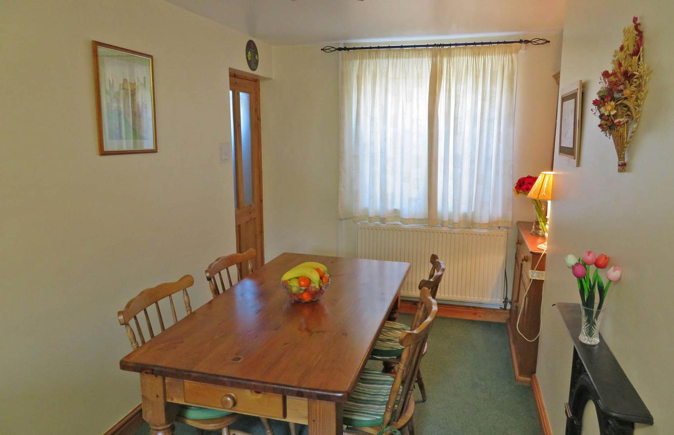 Caernarfon cottage kitchen #2