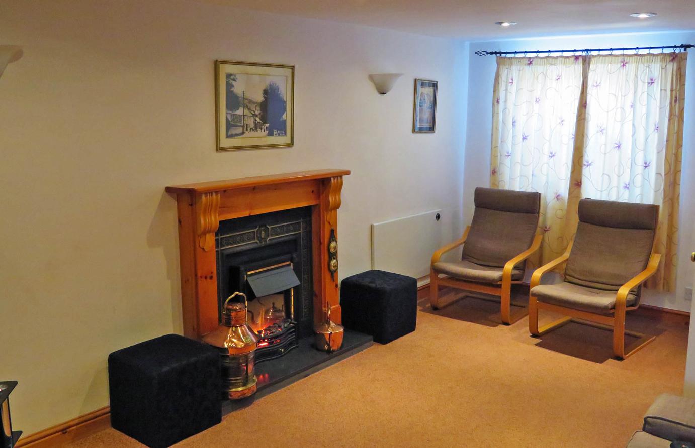 Caernarfon cottage lounge #2